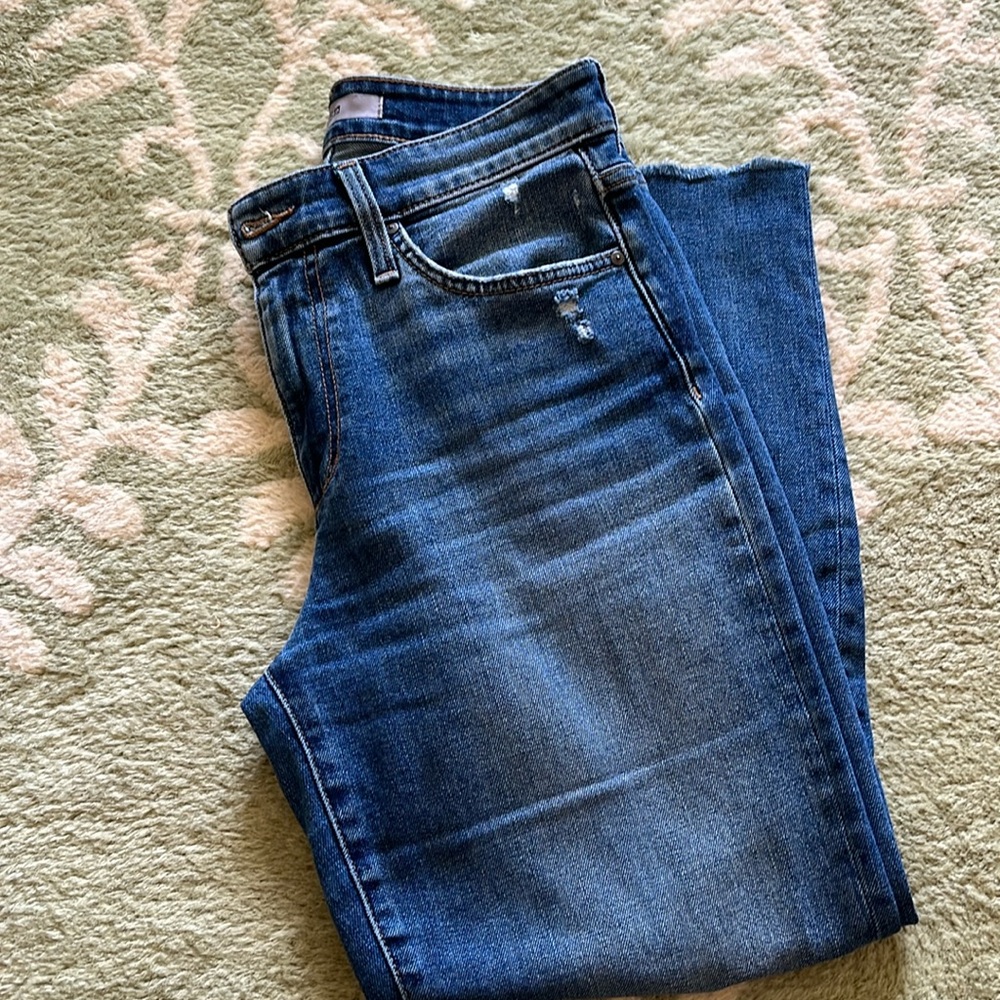 Joe’s Jeans Niki Distressed Straight Leg Boyfriend
